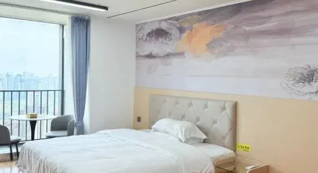 Люкс QYU chain·SUNLIGHT apartment（YGCSDZX branch）