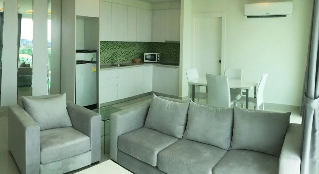 Amazon Residence Pattaya Sunny Rentals