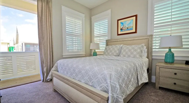 Galanta 2 Bedroom Condo By Coastal Dreamin