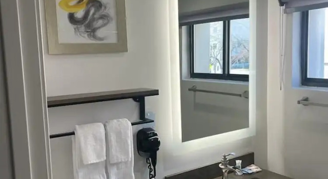 Четырёхместный номер Standard Comfort Inn Kansas City Midtown