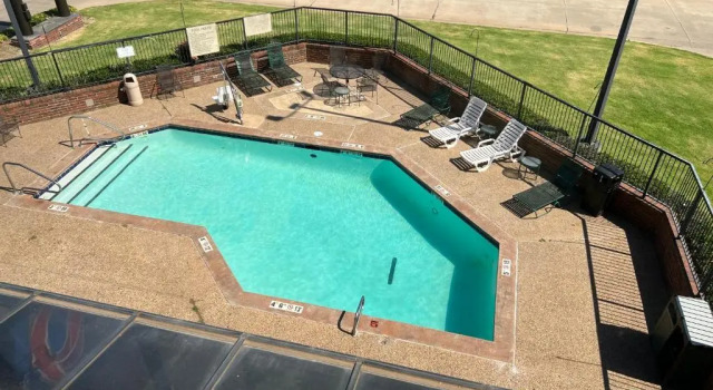 Четырёхместный номер Standard Motel 6 Oklahoma City, OK - Fairgrounds West