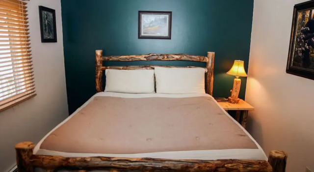 Fawn Valley Inn: 244, Забронировать Отель Отели Эстес-Парк с парковкой, Парковка