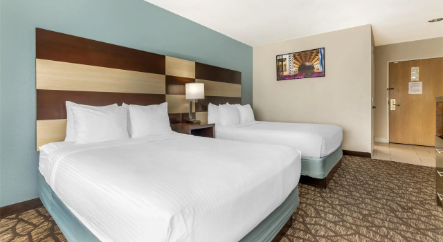 Четырёхместный номер Standard Best Western Joliet Inn & Suites