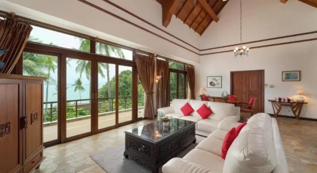 Вилла с 3 комнатами с балконом и с видом на море Indra Maya Pool Villas