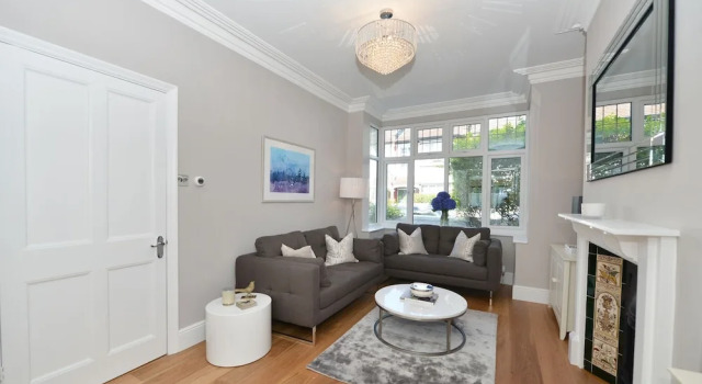 Veeve - Fabulous in Fulham, Забронировать Отель Лондон Большой Лондон, рядом с Больница Чаринг-Кросс