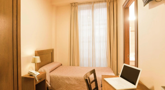Одноместный номер Standard Hotel Granada Centro