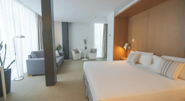 Люкс Alenti Sitges Hotel