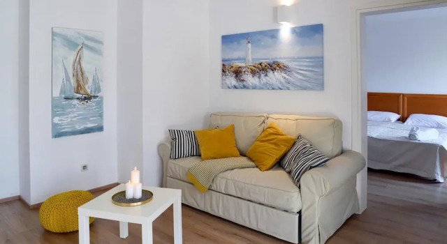 Awesome Apartment in Primosten With Wifi and 2 Bedrooms, Забронировать Апартаменты/квартира Примоштен Шибеник