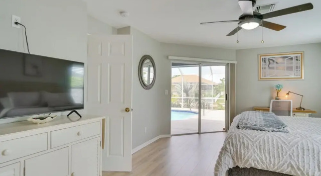Коттедж Private Pool & Canal Views: Home in Cape Coral