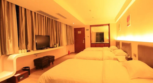 Shenghui Hotel