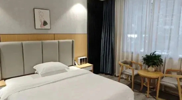 Семейный люкс Lvzhou Hotel