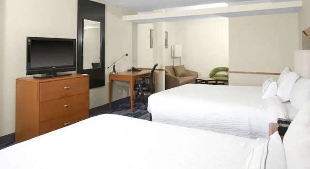Люкс Fairfield Inn & Suites Milledgeville