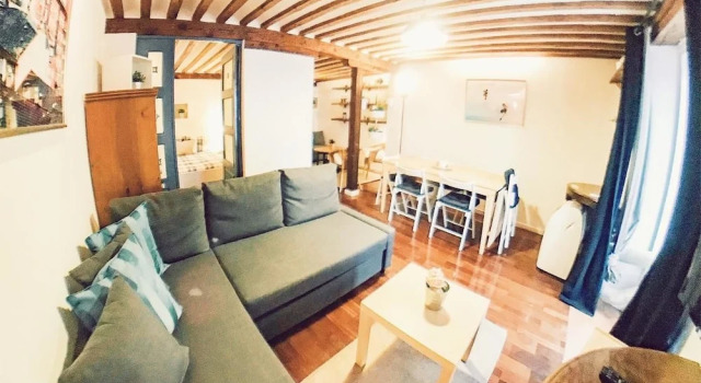 Lollipop Flats City Centre Royal Suite, Забронировать Отель Мадрид Провинция Мадрид, рядом с Церковь Сан-Педро-Эль-Вьехо