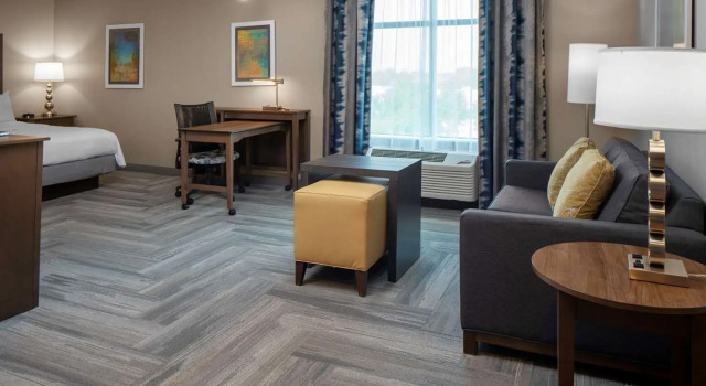 Двухместный люкс Homewood Suites By Hilton Greensboro Wendover, Nc