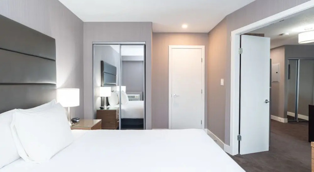 Двухместный люкс Sandman Hotel Grande Prairie