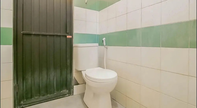 Suite RedDoorz @ Pantai Pelabuhan Ratu 2