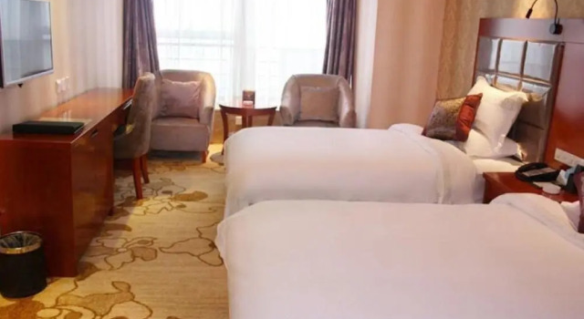 Weijing Business Hotel, Prenota Hotel Weiyang 