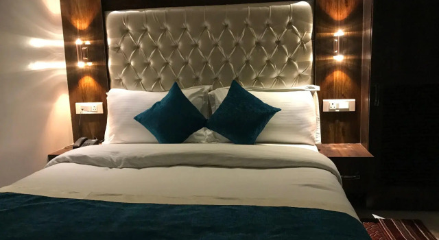 Hotel MMK, Buchen Sie Hotel Kanpur Uttar Pradesh