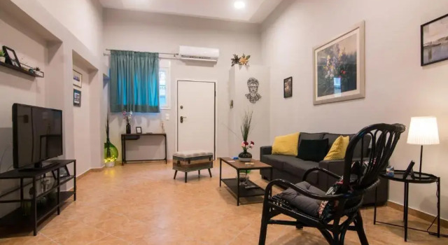 Апартаменты Loft renovated flat 5' from the old town Corfu