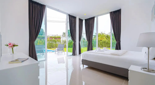 Modern 3 Bedroom Private Pool Villa KH-A1, Rezervovat Vila Hotely v Central Thailand s parkováním, Parkování