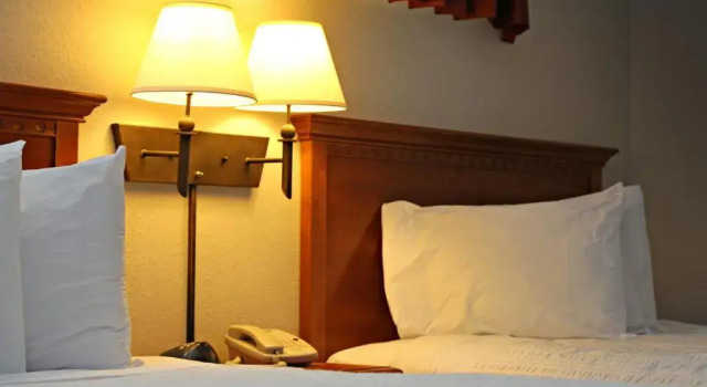 Номер Deluxe Atlantis Inn
