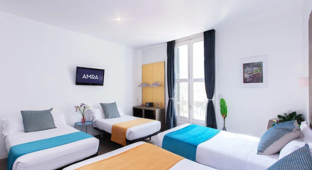Четырёхместный номер Standard Amra Barcelona Caspe