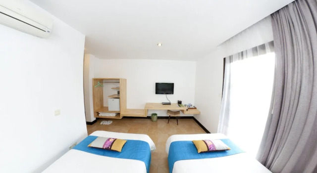 Двухместный номер Deluxe с балконом Hotel Cara