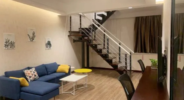 Полулюкс Changbai Mountain Eurasian Business Hotel