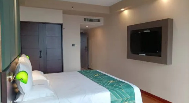 Двухместный номер Standard Chongqing South Garden Hotel