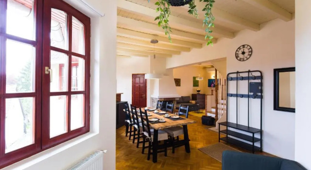 Коттедж с 3 комнатами Two Towers Apartman Miskolc