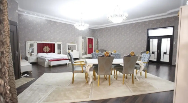 Best Price Castle Hotel, Varaa Hotelli Badamdar Baku
