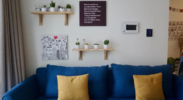 Travelaholic's Homestay, Забронировать Отель Отели Куан-Бинь-Тхань с парковкой, Парковка