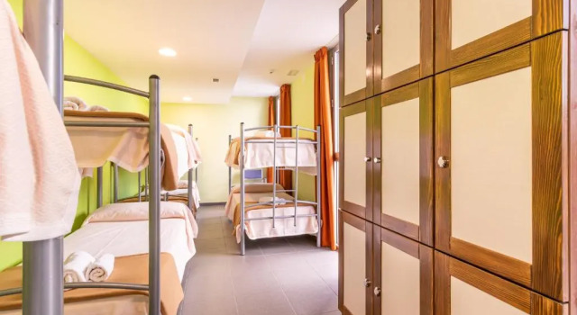 Albergue "El Río", Book Hotel Cella Teruel
