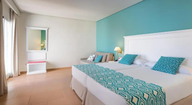 Семейный номер Superior Occidental Torremolinos Playa