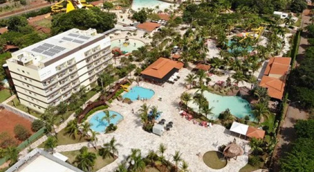 Barretos Country Thermas Suites Torre C, Cidade de Barretos, Brazil, Забронировать Отель Барретус штат Сан-Паулу, рядом с Аквапарк Barretos Country