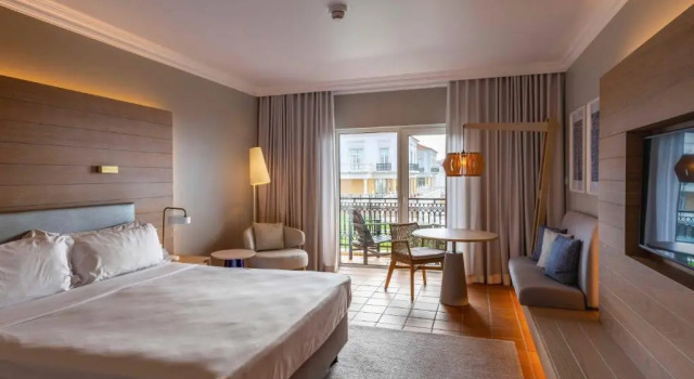 Двухместный номер Standard с видом на поле для гольфа Praia DEl Rey Marriott Golf & Beach Resort
