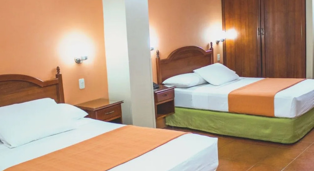 Grand Hotel Americano, Reserva ahora Hotel Hoteles en El Oro con desayuno, Desayunos