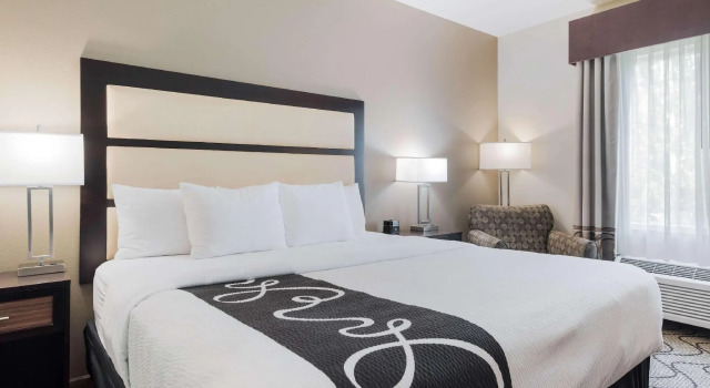 Двухместный номер Standard La Quinta by Wyndham Auburn