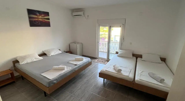 Curani Apartments