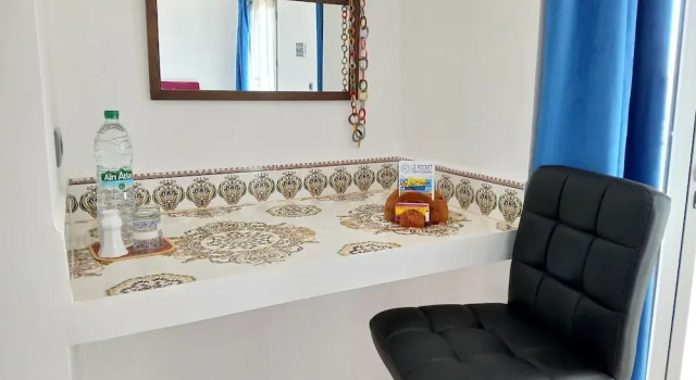 Al Bouhaira Abyad Art & Golf, Забронировать Гостевой дом Эс-Сувейра 