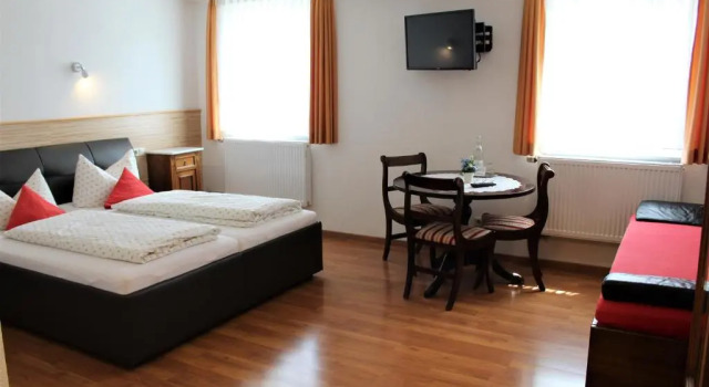 Gästehaus Pfefferle Hotel garni und Ferienwohnungen, Reserva ahora Hotel Sigmaringa Upper Danube