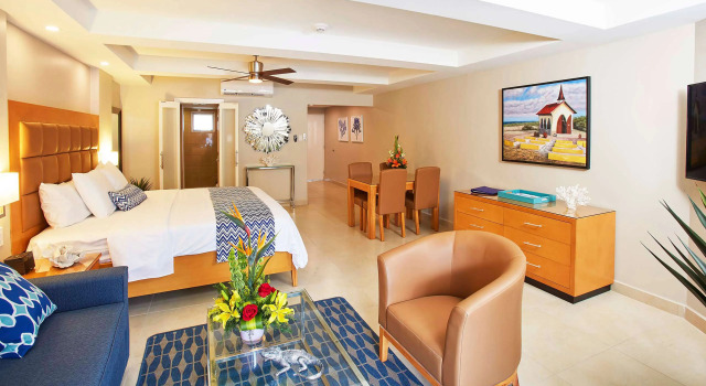 Люкс Divi Dutch Village Beach Resort
