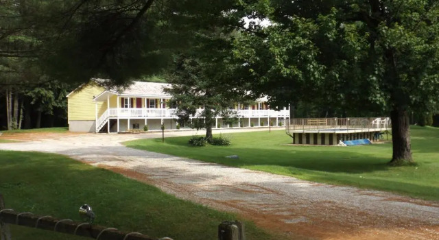 The Inn at the Rostay, Prenota Locanda Mini-hotel a New England, Locanda