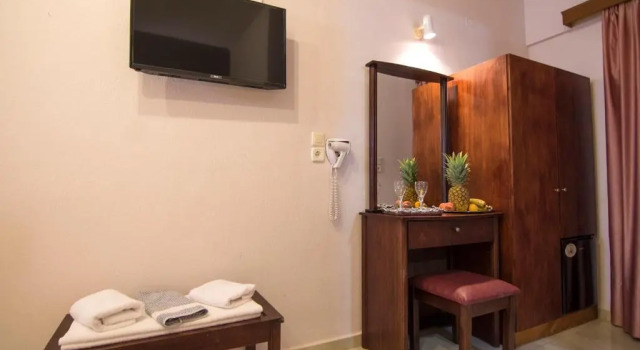 Двухместный номер Standard Rihios Hotel