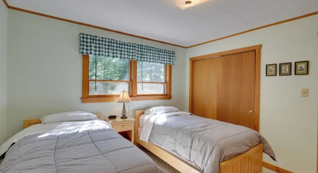 Апартаменты Eagle River Apartment w/ Private Dock & Fire Pit!