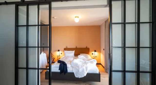 Апартаменты Black F Tower - Serviced Apartments