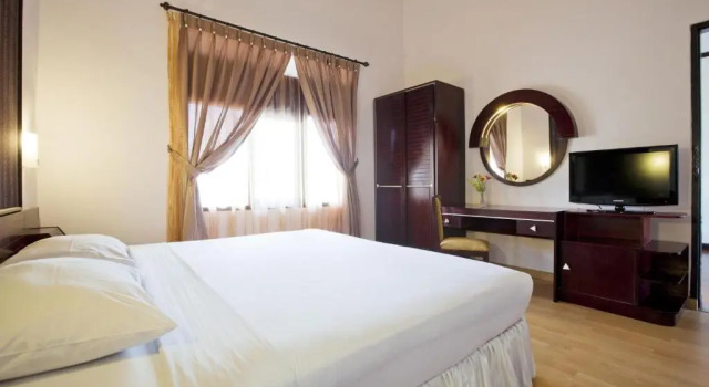 Коттедж Hotel Sibayak Internasional