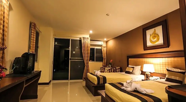 Номер Standard с видом на реку Madina Rayong Hotel