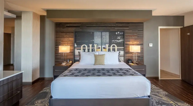 Номер Deluxe The Blackwell Inn and Pfahl Conference Center