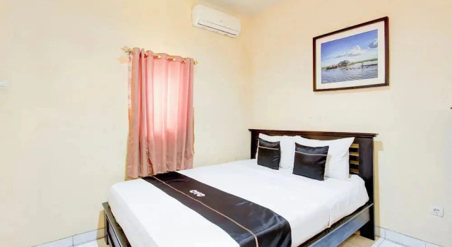Deluxe chambre OYO 94761 Hotel Indah
